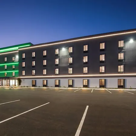 Echo Suites Extended Stay By Wyndham Reno-2